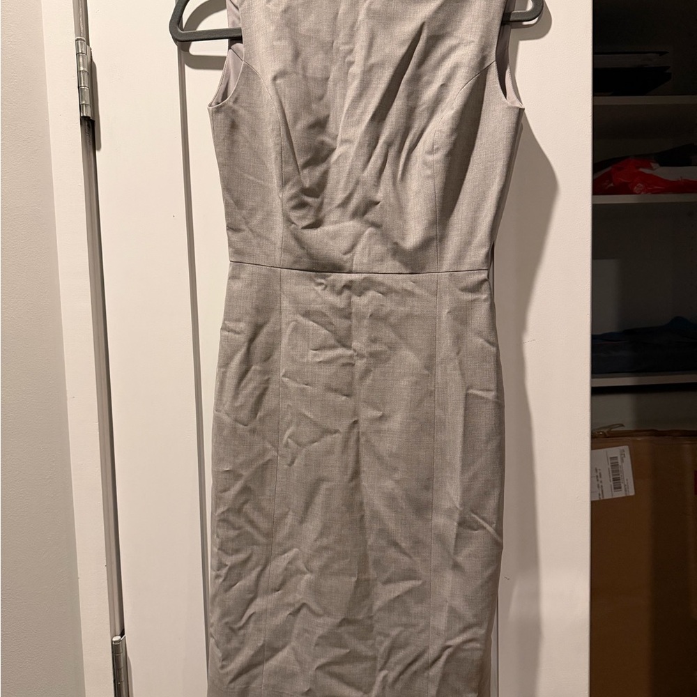 Elegant Gray Sleeveless Dress